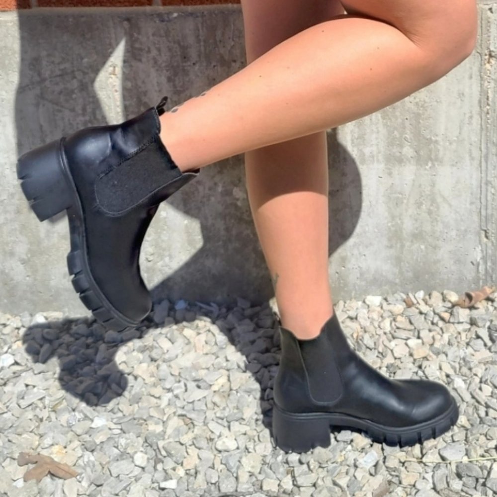 Black Ankle Boots - Picture 4 of 4